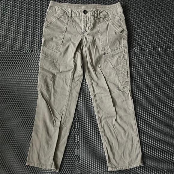 Maurices Pants - Maurices Cargo Capri Pants
